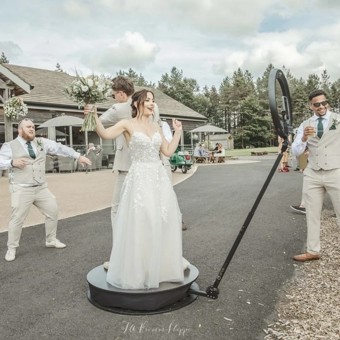 360-booth-gallery-image1