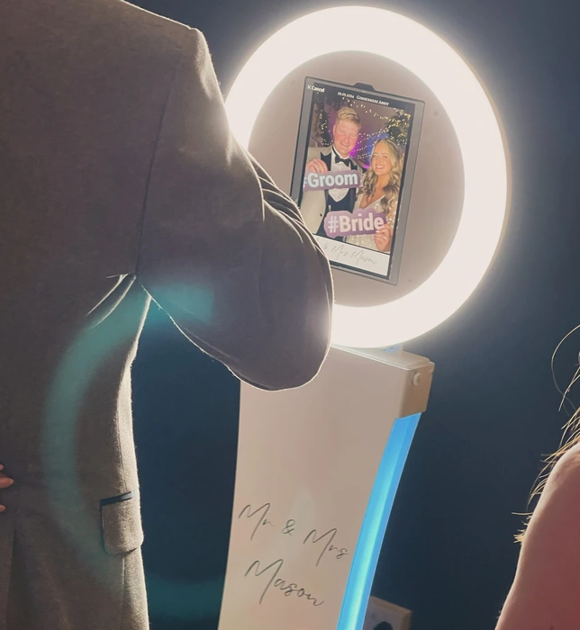 smart-booth-premium-package-gallery-image1