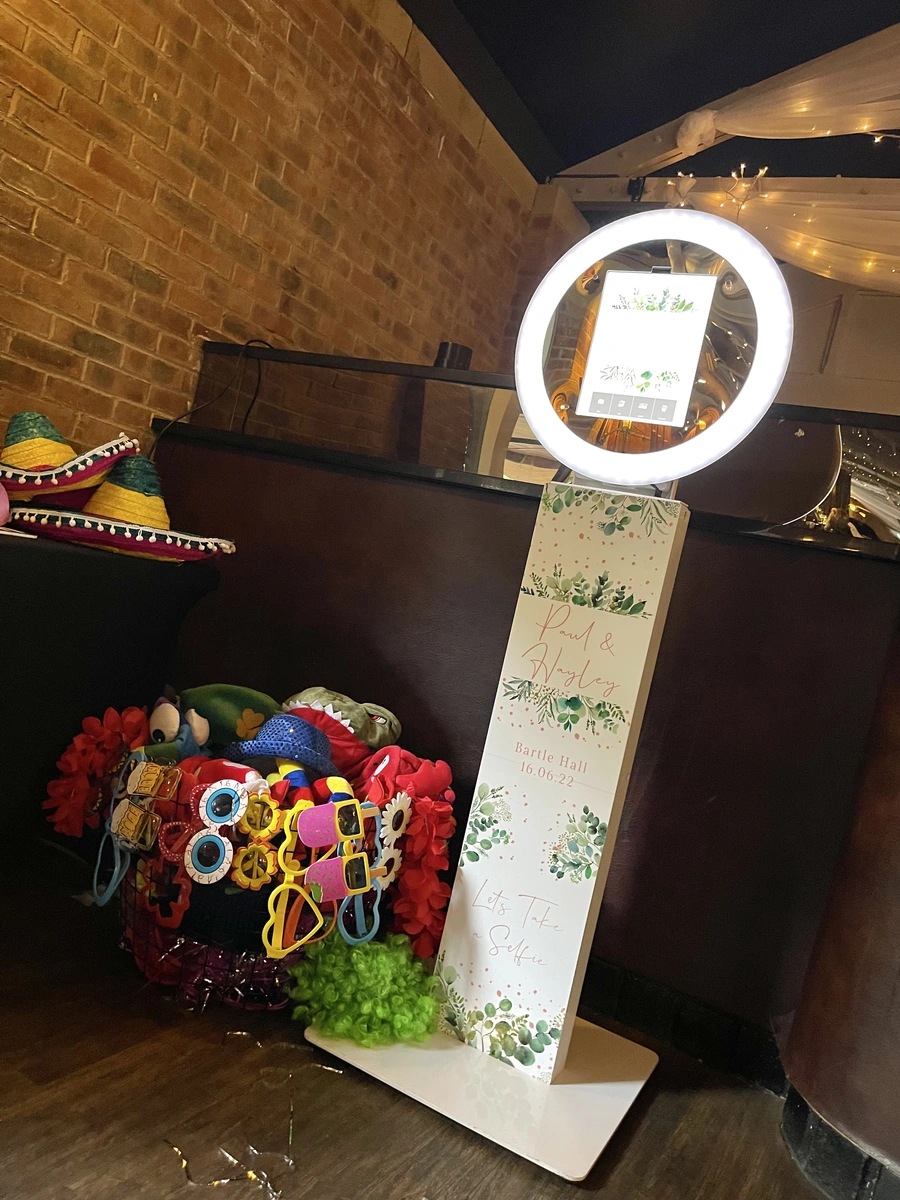 wedding smart booth bartle hall